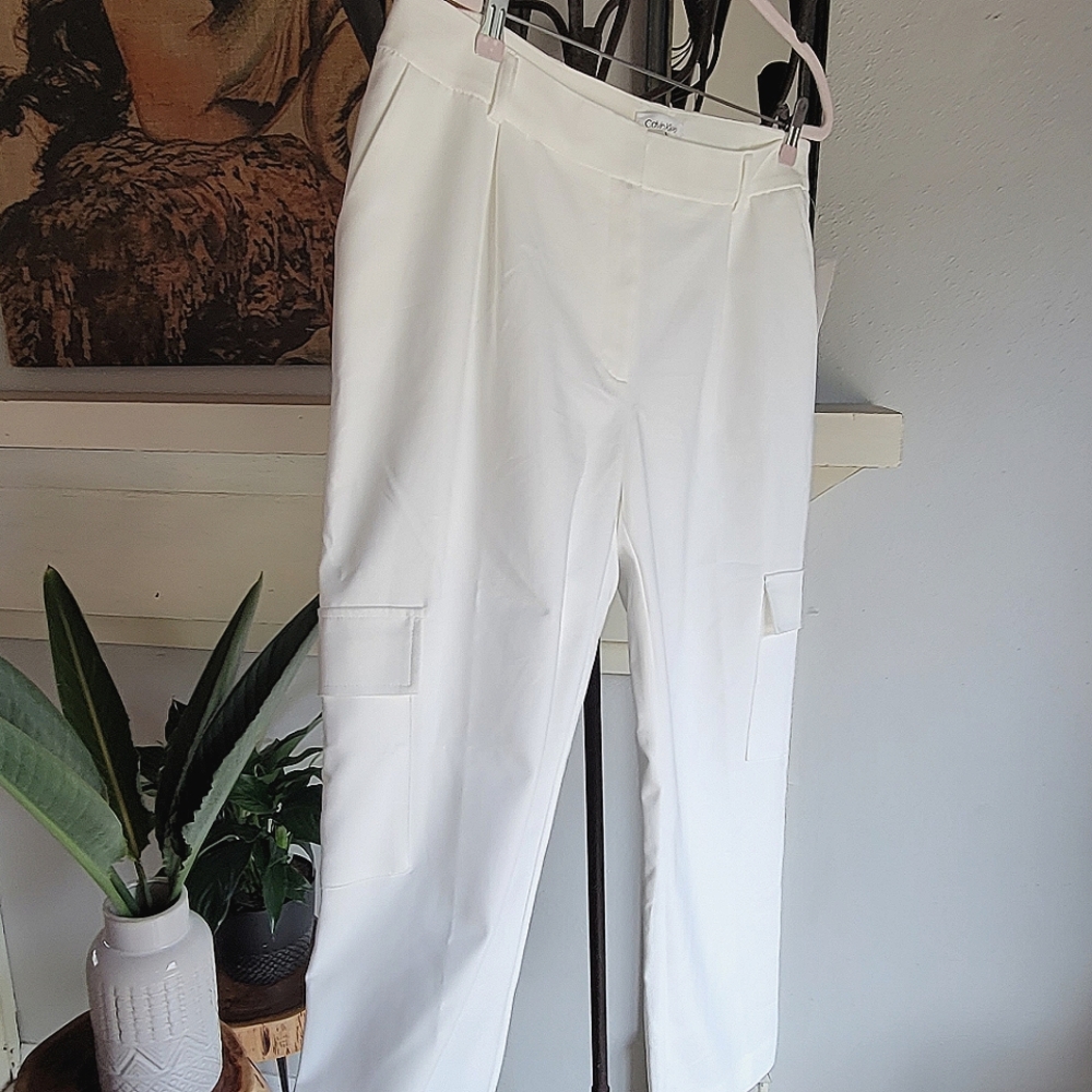 NWT CALVIN KLEIN Straight Leg Cargo Pant